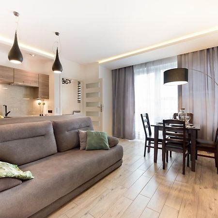 Nice Stay Apartment By Rentoom Torun Bagian luar foto