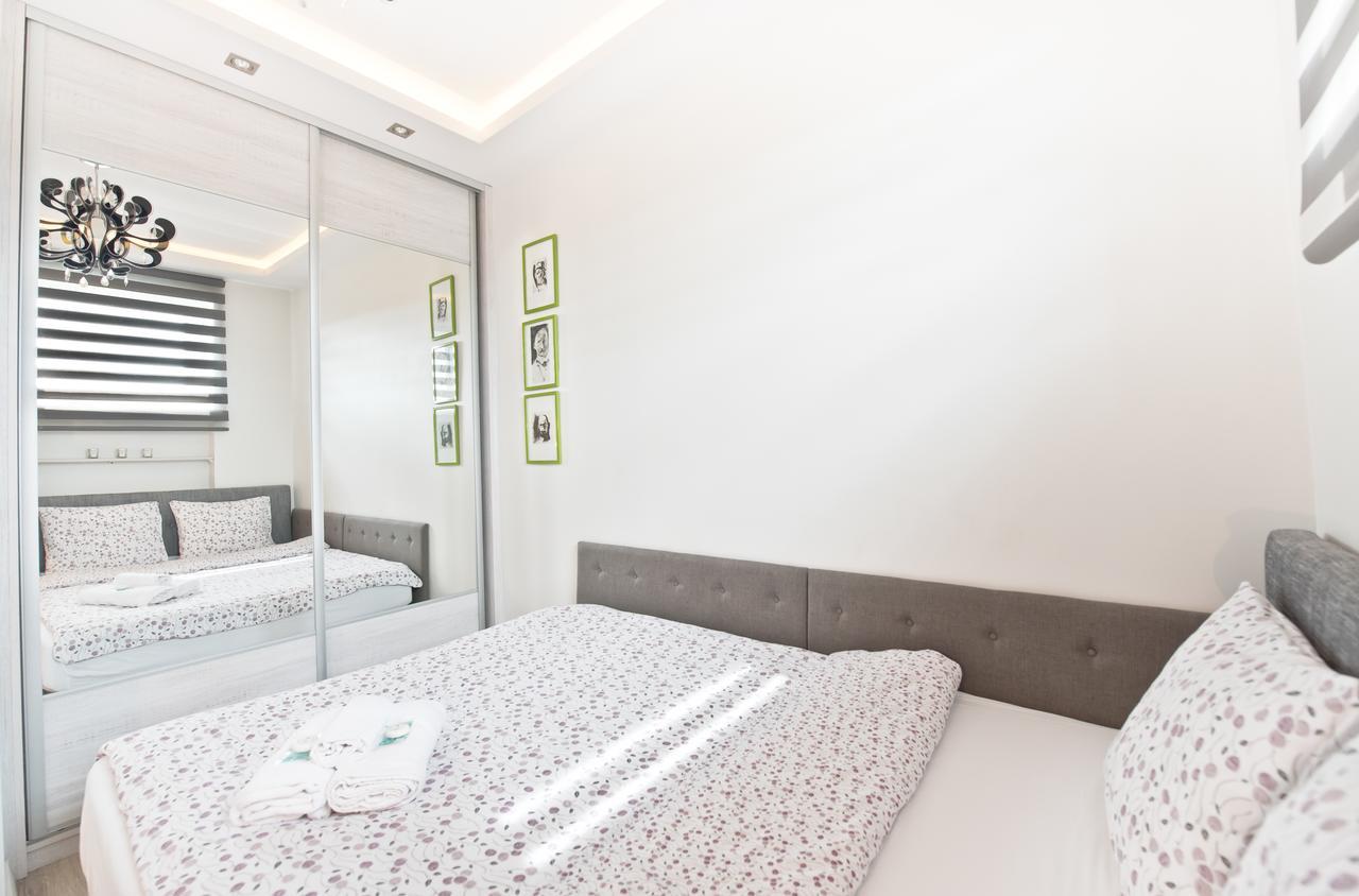 Nice Stay Apartment By Rentoom Torun Bagian luar foto